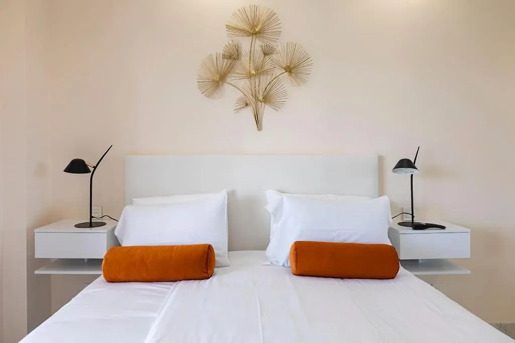 Luxurious Apartment In Marina Banus, Puerto Banus Marbella