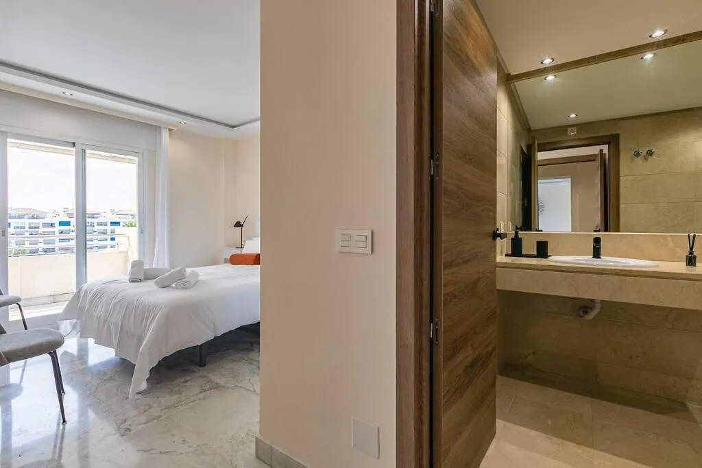 Luxurious Apartment In Marina Banus, Puerto Banus Marbella