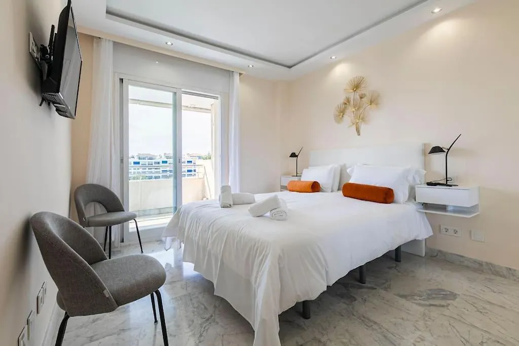 Luxurious Apartment In Marina Banus, Puerto Banus Marbella
