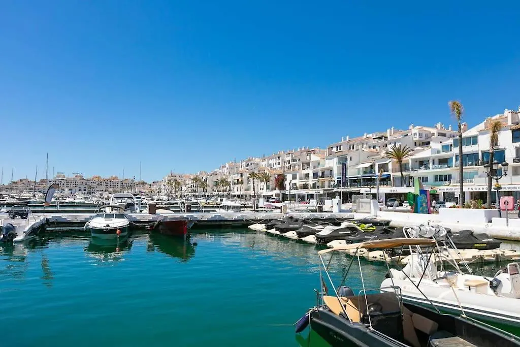 Luxurious Apartment In Marina Banus, Puerto Banus Marbella