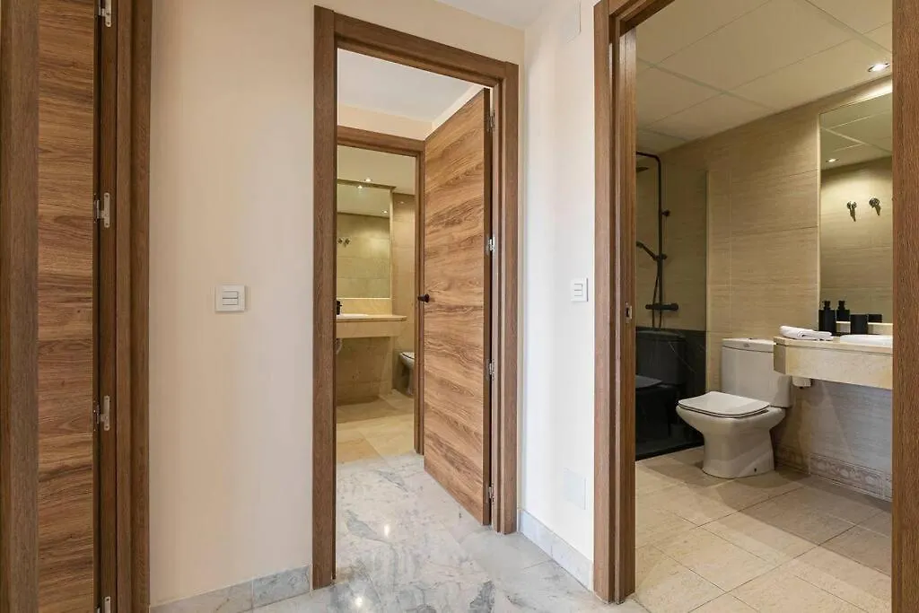 Luxurious Apartment In Marina Banus, Puerto Banus Marbella