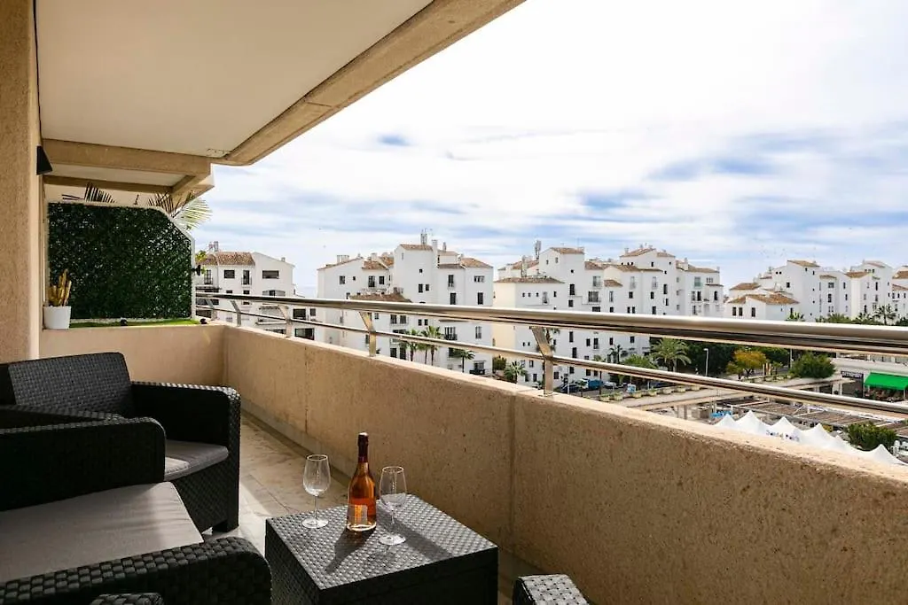 Luxurious Apartment In Marina Banus, Puerto Banus Marbella